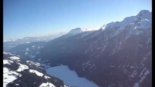 Parapendio val d'Ultimo, Ultental, volo sopra gli impianti di Schwemmalm. Alex Meravigliao