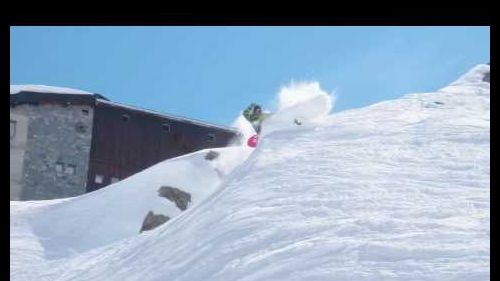 cutback under blue sky at Saas Fee