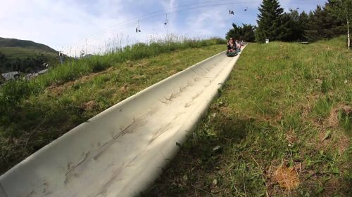 Snowboard jump a Bormio