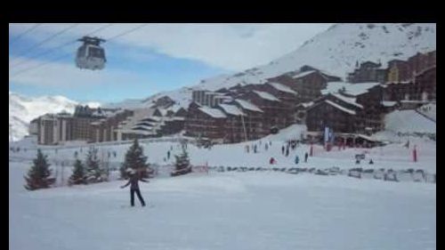 Snowboarding val thorens, france, january 2011