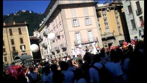 Parada par tucc - Tempo al Tempo - Piazza Volta Como 28 05 2011