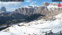 Webcam Belvedere Sass Pordoi dal Rifugio Sas Bece 2377 m