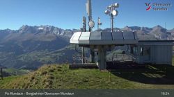 Piz Mundaun 2064 m.