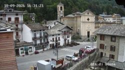 Ala di Stura › Nord: Piazza Centrale