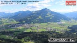 Marktgemeinde St. Johann in Tirol: St. Johann in Tirol - Blick zum Kitzbüheler Horn