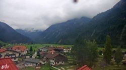 Gemeinde Holzgau: Hängebrücke Holzgau - Pfarrkirche zu unserer lieben Frau Maria Himmelfahrt - Holzgau