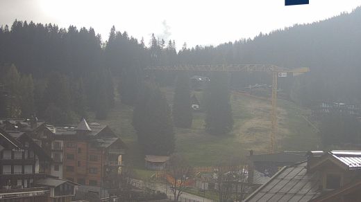 Madonna di Campiglio Madonna di Campiglio centro Piazza Brenta Alta