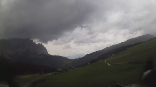 dal Passo delle Erbe verso Bressanone (Monte Gabler e delle Odle di Eores)