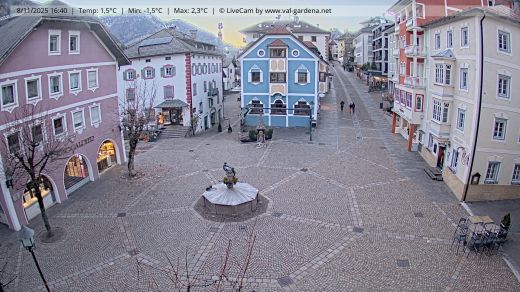Ortisei Piazza San Antonio Ortisei