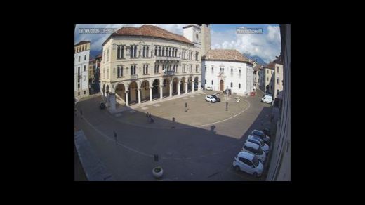 Belluno › Nord-est: Piazza Duomo