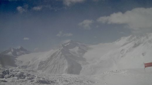 Passo del Tonale Cima Presena verso Ghiacciaio Mandrone