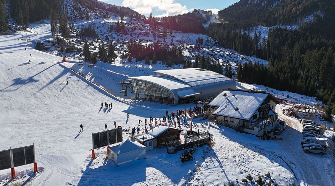 Pampeago, Predazzo, Obereggen: Ski center Latemar