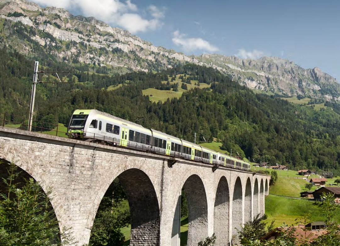 Trenino delle Alpi. Entro 2018 collegamento fisso tra l'Oberland Bernese e Ossola?