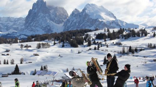 Swing On Snow. Dal 21 al 29 marzo all'Alpe di Siusi si scia a ritmo di musica