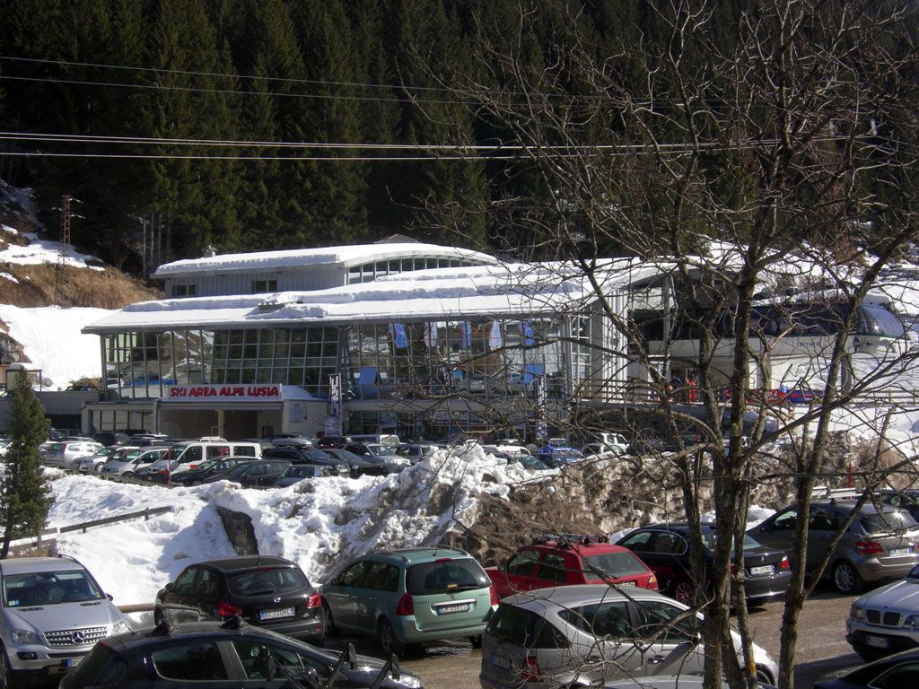 Partenza degli ovetti per l'Alpe Lusia