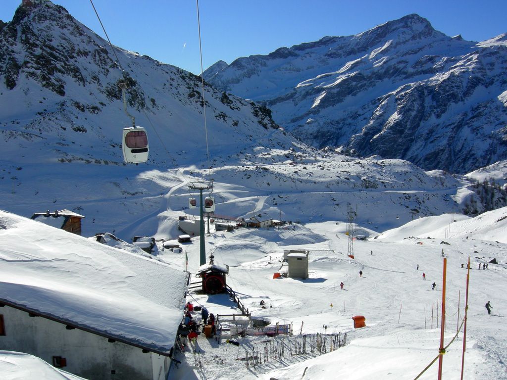 La telecabina Gabiet e sulla destra la pista di Collegamento verso Seehorn