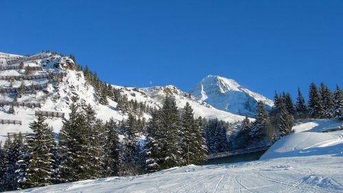 passaggio sotto la ferrovia nella libera