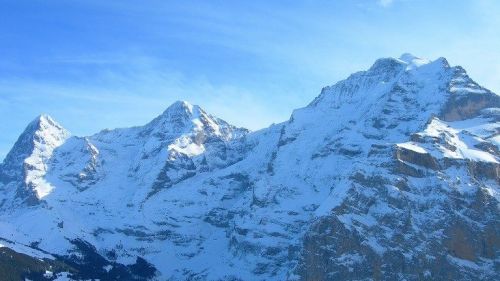 La Ferrovia del Jungfrau compie 100 anni e punta a quota 3700 m.