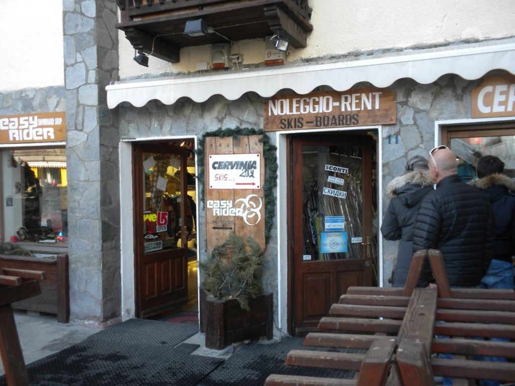 ...nel posto consigliato da Oltreneve  a Breuil in Via Carrel n.11.
