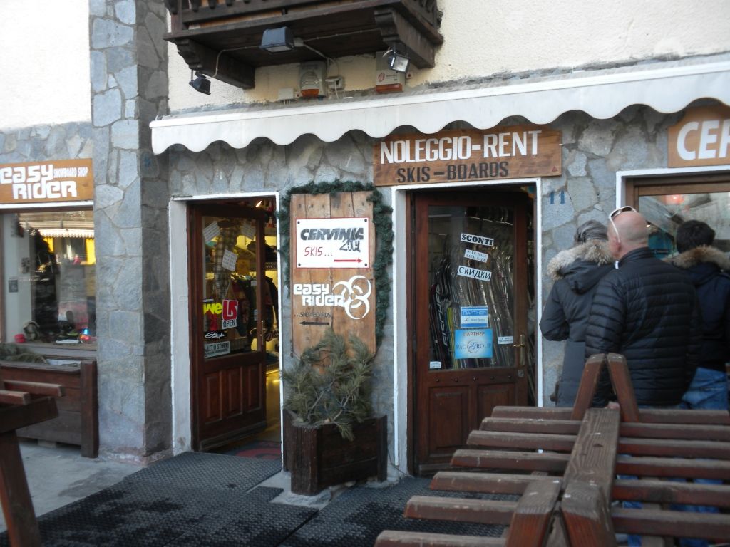 ...nel posto consigliato da Oltreneve  a Breuil in Via Carrel n.11.