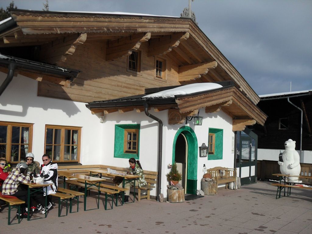 Il miglior rifugio di Kitzbuhel! e la miglior cameriera