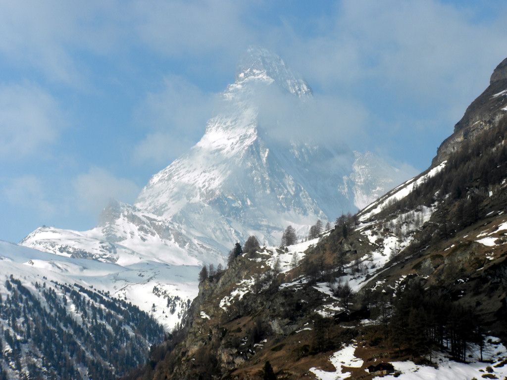 oltre agli splendidi e celesti occhi di Natalia, dolce sorpresa di questa nostra amata Svizzera. Graziosa fanciulla cresciuta che ci hai consigliato così bene nel nostro pellegrinaggio in Zermatt...