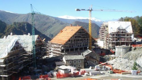 Un nuovo borgo di Chalet a Pratonevoso