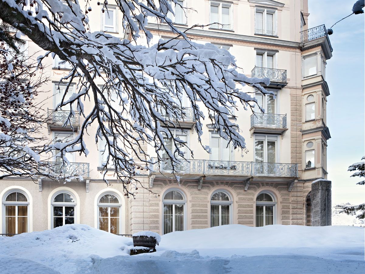 Il  Reine Victoria a St. Moritz Bad, ubicato a soli 200 metri dagli impianti di risalita, è un grande palazzo d’epoca con il fascino e lo stile degli alberghi svizzeri di fine ‘800