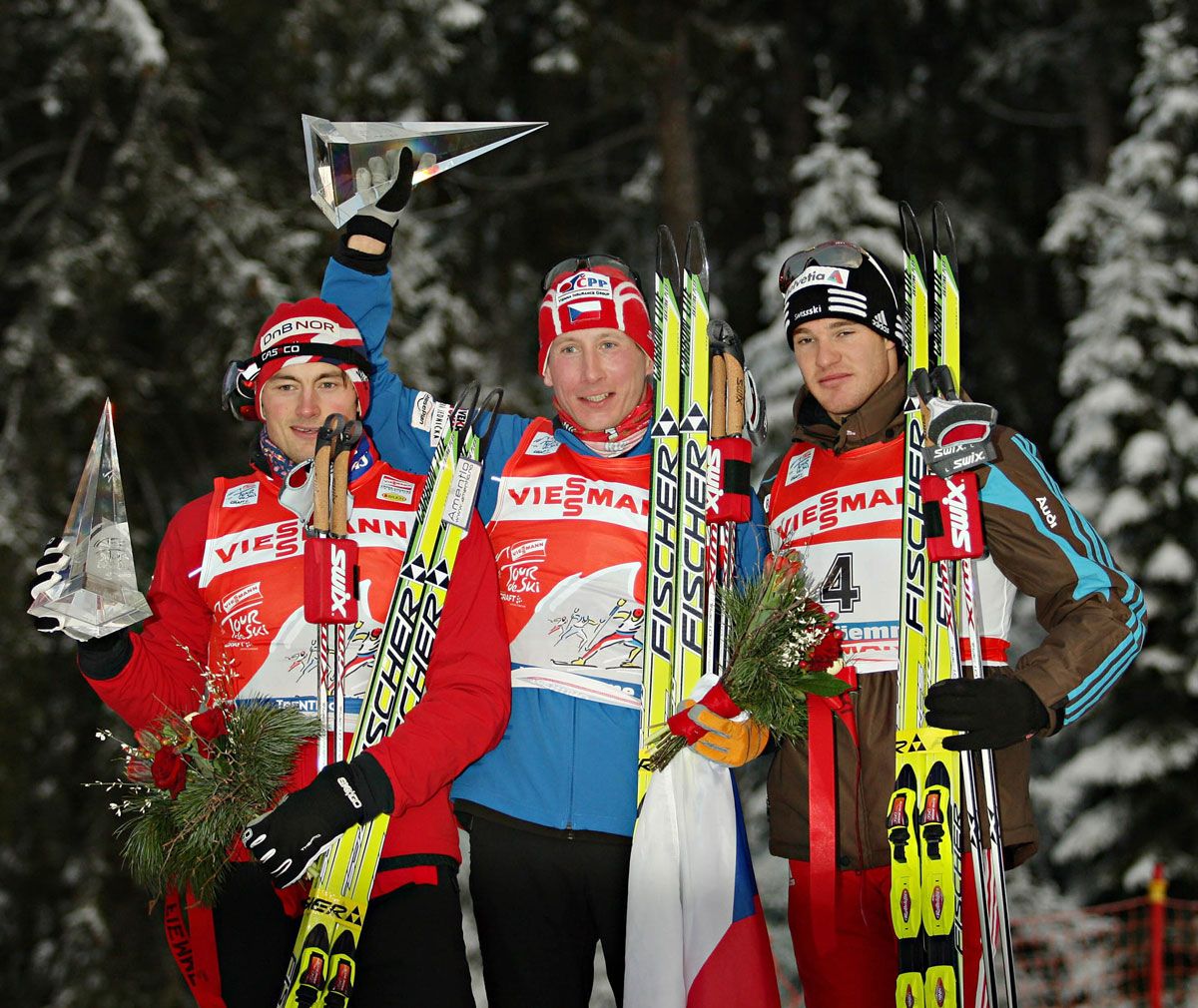 Da sinistra Northug, Bauer, Cologna
© Newspower Canon