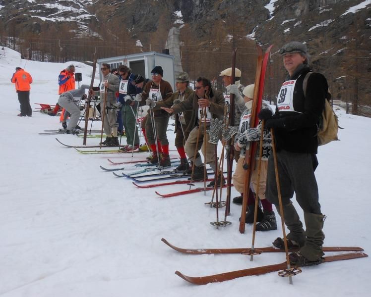 Sciatore depoca Powder Neve profonda Freeride Carving Skier Maglietta