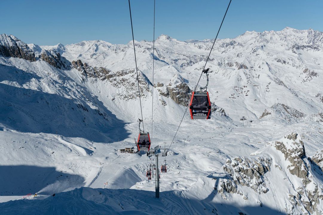 Le promozioni skipass per sciare nella rinomata ski area Pontedilegno-Tonmale