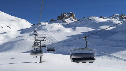 Coronavirus, dal 9 marzo chiudono gli impianti di risalita in Valle d’Aosta