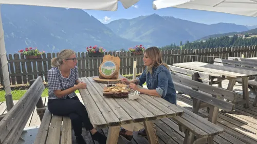 La Val di Fassa protagonista del programma La Montagna a Morsi in onda il 10 settembre su Food Network