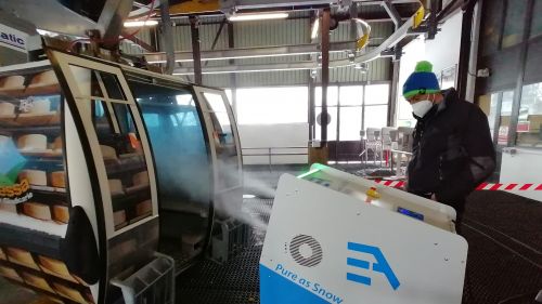 'Pure as snow', la macchina trentina che sanifica le cabinovie
