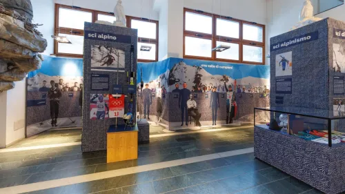 A Bormio nasce Oro Bianco: una storia di sport e comunità, la mostra che racconta l’anima olimpica dell’Alta Valtellina