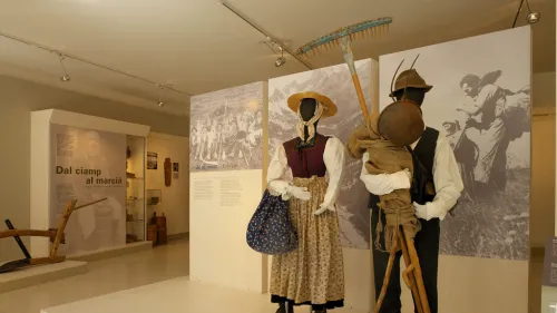 Costumi Museo Ladino