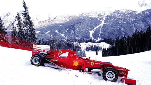 Snow show della Ferrari a Livigno