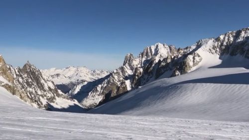 Torna Summer School 'Ghiaccio Fragile', lo stage sul campo tra la Valle d'Aosta e il Piemonte