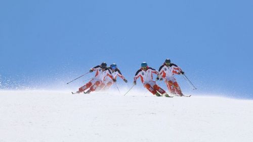 Les Deux Alpes, partono i corsi di sci estivo con la Jam Session Ski Academy Network