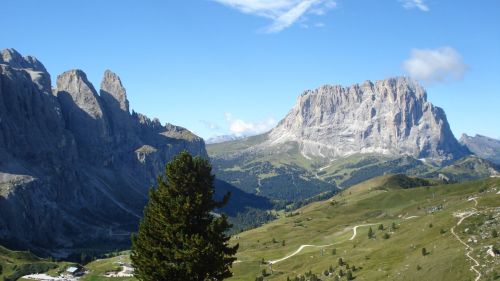 Passo Gardena potrebbe diventare a traffico limitato dall&rsquo;estate 2027