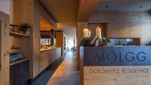 Mölgg Dolomites Residence, l’ospitalità a casa dei campioni Manuela e Manfred 