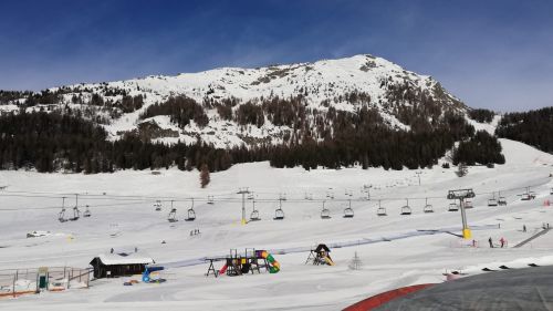 Valle d’Aosta, gli impianti non apriranno anche se zona bianca