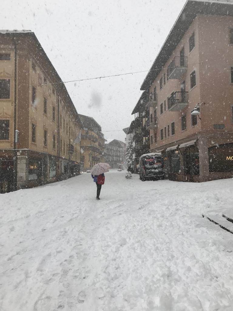 cortina Nevicata