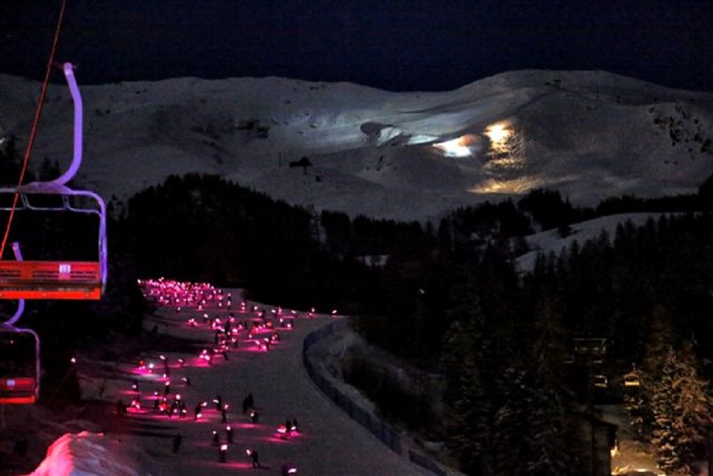 'I Light Pila'. L’8 febbraio torna la fiaccolata in rosa per la lotta ai tumori del seno