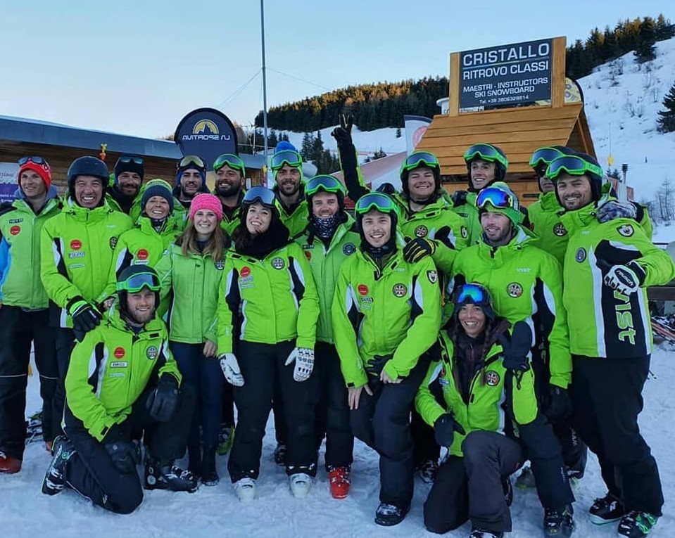 Monte Bondone, a dicembre super promozione: sconto del 60% per i corsi dei Maestri di Sci & Snowboard Cristallo