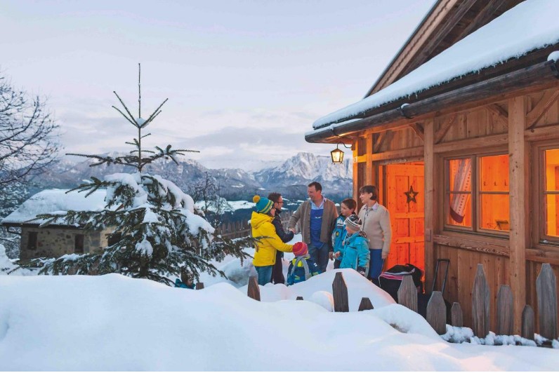 Alto Adige, soggiornare nei masi Gallo Rosso per scoprire la magia dei mercatini di Natale