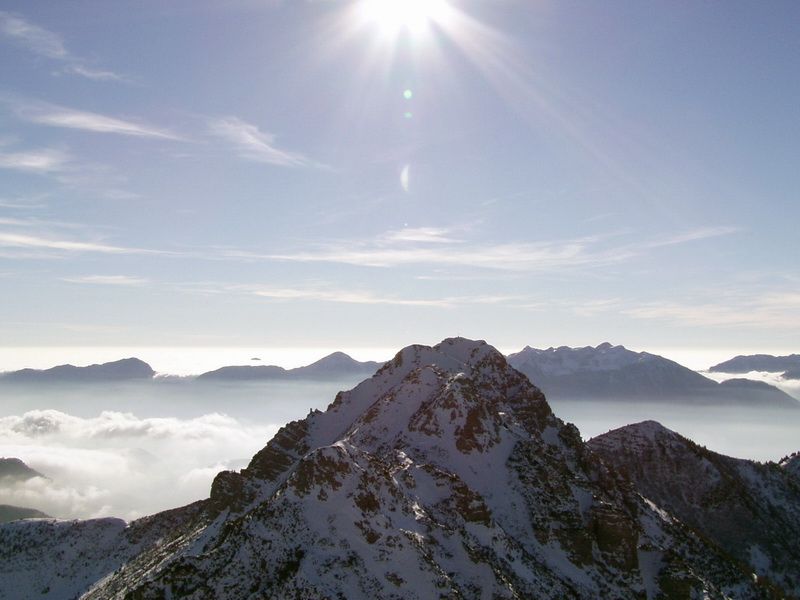 Vista dalla sommità del Monte Tamai.