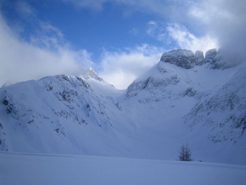 entrambe belle scialpinistiche di cui la prima su terreno abb ripido.