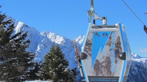 adamello ski raid cabina personalizzata