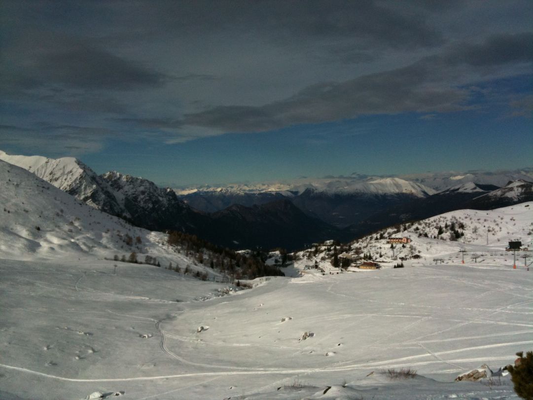 Veduta panoramica dal rifugio Lecco